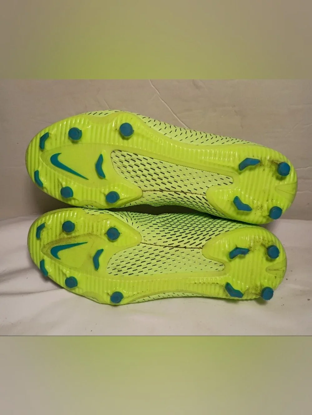 Nike Jr Phantom GT Academy DF MG Soccer Cleats Lime Glow Youth Size 1Y CW6697